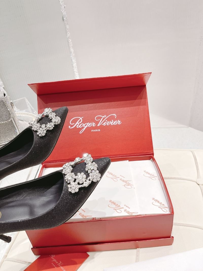 Roger Vivier flat shoes